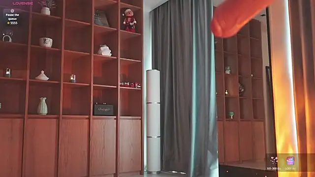 hyun chia online show from 7, 4, 2026