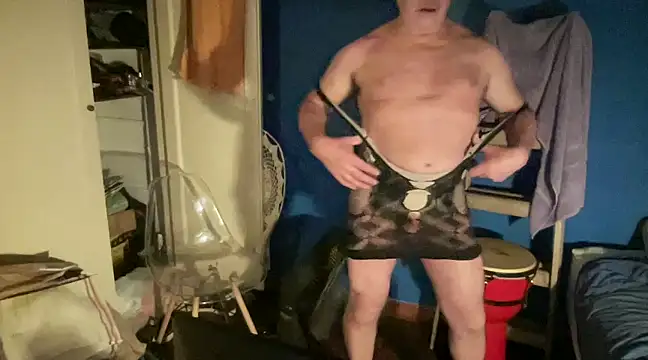 Snapshot of Fabrissi chatting on 10, 3, 2025 Fabrissi online show from 10, 3, 2025