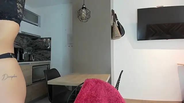 alexademie1 online show from 4, 1, 2025