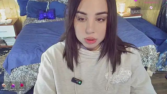 Snapshot of VanessaDoyle chatting on 14, 1, 2025 VanessaDoyle online show from 14, 1, 2025