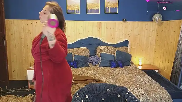 Snapshot of VanessaDoyle chatting on 29, 1, 2025 VanessaDoyle online show from 29, 1, 2025