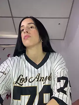 Amira Milker online show from 21, 12, 2024