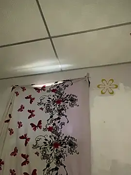 Amira Milker online show from 23, 12, 2024