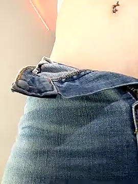 Amira Milker online show from 31, 1, 2025