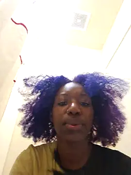 Snapshot of oliviaprettypussy chatting on 24, 11, 2025 oliviaprettypussy online show from 24, 11, 2025