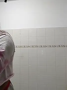 Snapshot of Van3orgasm4me chatting on 14, 3, 2025 Van3orgasm4me online show from 14, 3, 2025