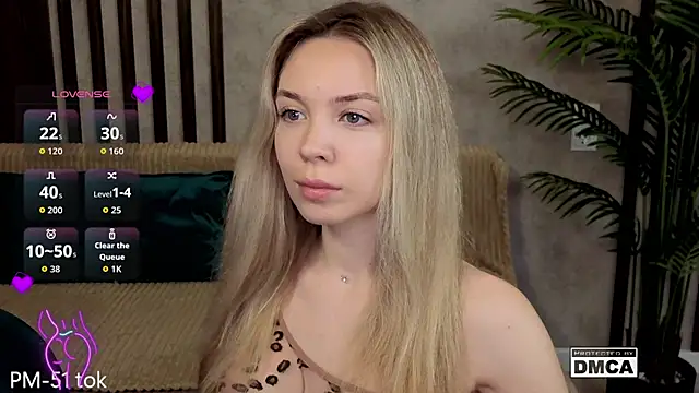 Holl1Would online show from 3, 2, 2026