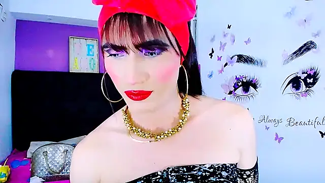 Snapshot of priscilahotker chatting on 17, 9, 2025 priscilahotker online show from 17, 9, 2025