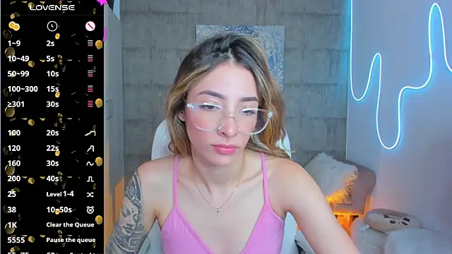Snapshot of barbie_scoth_ chatting on 3, 1, 2025 barbie scoth  online show from 3, 1, 2025