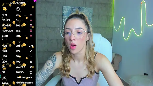 Snapshot of barbie_scoth_ chatting on 1, 3, 2025 barbie scoth  online show from 1, 3, 2025