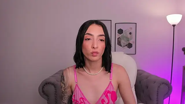 barbie scoth  online show from 15, 11, 2025