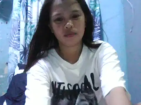 Snapshot of Silly_Girl21 chatting on 29, 5, 2026 Silly Girl21 online show from 29, 5, 2026
