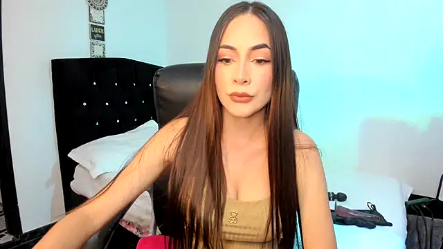 Snapshot of CristinaLaurentt chatting on 9, 12, 2024 CristinaLaurentt online show from 9, 12, 2024