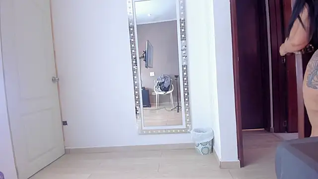 MelanyShayk online show from 20, 1, 2025