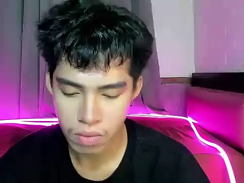 Snapshot of Lightjt04 chatting on 6, 10, 2025 Lightjt04 online show from 6, 10, 2025