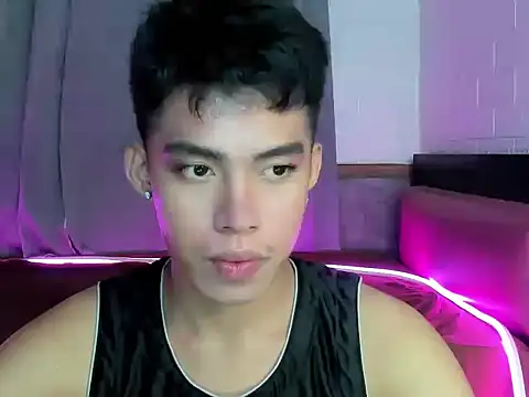 Snapshot of Lightjt04 chatting on 16, 10, 2025 Lightjt04 online show from 16, 10, 2025