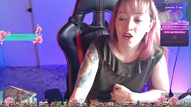 pink-2022 online show from 17, 12, 2024