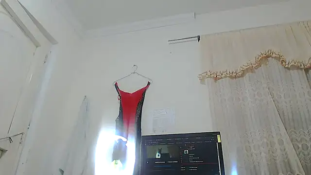 Snapshot of Yayis-hot-sexyw chatting on 14, 2, 2025 Yayis-hot-sexyw online show from 14, 2, 2025