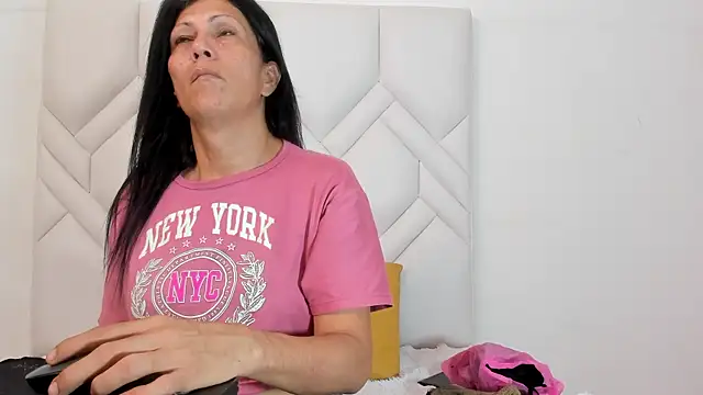 Cleopatra Trans online show from 13, 3, 2026