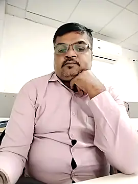 Desi Londa 143 online show from 17, 12, 2025