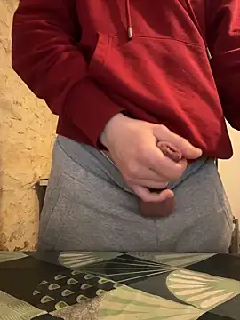 yann2392 online show from 26, 2, 2026