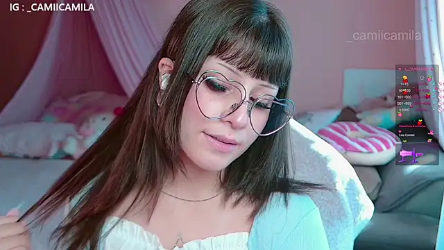 Snapshot of Renooh chatting on 6, 4, 2026 Renooh online show from 6, 4, 2026