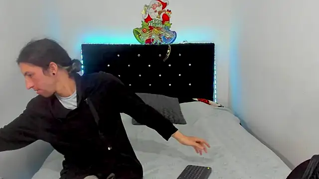 shelby  hotshoww online show from 18, 12, 2024