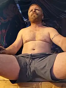 cockycummer online show from 17, 4, 2026