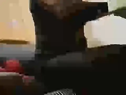 Snapshot of LittlePussyBitch chatting on 7, 1, 2025 LittlePussyBitch online show from 7, 1, 2025