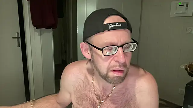 FABIOGLASSES online show from 12, 9, 2025