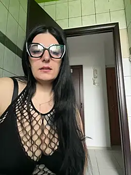 Mary Hot  online show from 20, 2, 2026