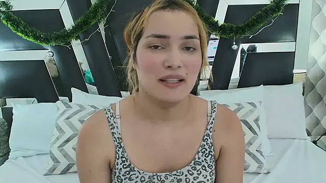 Snapshot of katya_kozlov chatting on 18, 1, 2025 katya kozlov online show from 18, 1, 2025