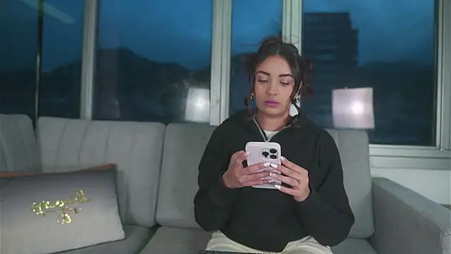 aisha es online show from 23, 5, 2026