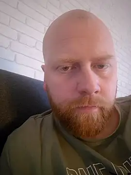 Snapshot of nicoco5757 chatting on 9, 2, 2026 nicoco5757 online show from 9, 2, 2026