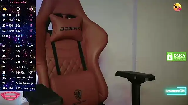 Snapshot of Goddes_Queen chatting on 3, 10, 2025 Goddes Queen online show from 3, 10, 2025