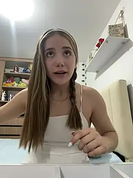 Snapshot of ShelbyHagen chatting on 28, 1, 2025 ShelbyHagen online show from 28, 1, 2025