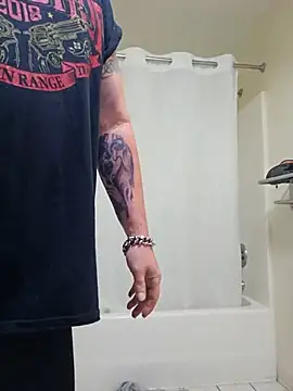 Snapshot of Littledick007007 chatting on 10, 9, 2025 Littledick007007 online show from 10, 9, 2025