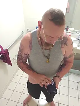 Snapshot of Littledick007007 chatting on 23, 9, 2025 Littledick007007 online show from 23, 9, 2025