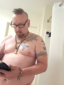 Snapshot of Littledick007007 chatting on 11, 10, 2025 Littledick007007 online show from 11, 10, 2025