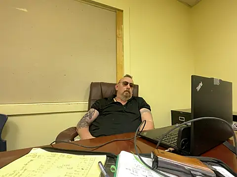 Littledick007007 online show from 16, 1, 2026