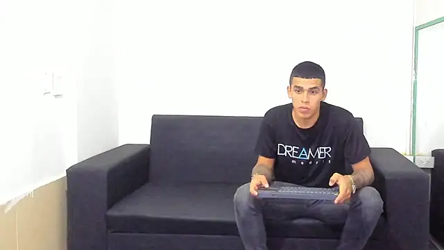 Snapshot of yeckodream chatting on 18, 3, 2025 yeckodream online show from 18, 3, 2025