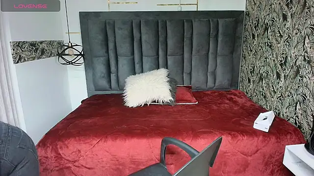 Snapshot of MarilynMiilf_ chatting on 30, 6, 2026 MarilynMiilf online show from 30, 6, 2026