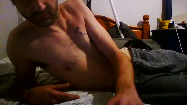 Snapshot of ThatGuyNextDoor1992 chatting on 3, 11, 2025 ThatGuyNextDoor1992 online show from 3, 11, 2025