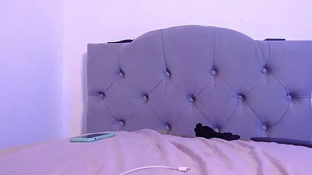 Snapshot of Red-moon1 chatting on 28, 12, 2024 Red-moon1 online show from 28, 12, 2024