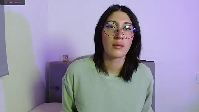 Snapshot of Red-moon1 chatting on 27, 1, 2025 Red-moon1 online show from 27, 1, 2025