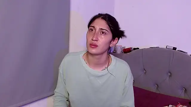 Snapshot of Red-moon1 chatting on 19, 9, 2025 Red-moon1 online show from 19, 9, 2025