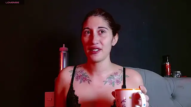 Snapshot of Red-moon1 chatting on 15, 1, 2026 Red-moon1 online show from 15, 1, 2026