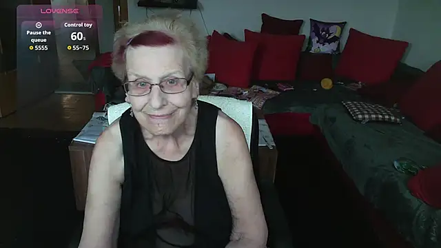 HeisseomaOriginal online show from 16, 10, 2025