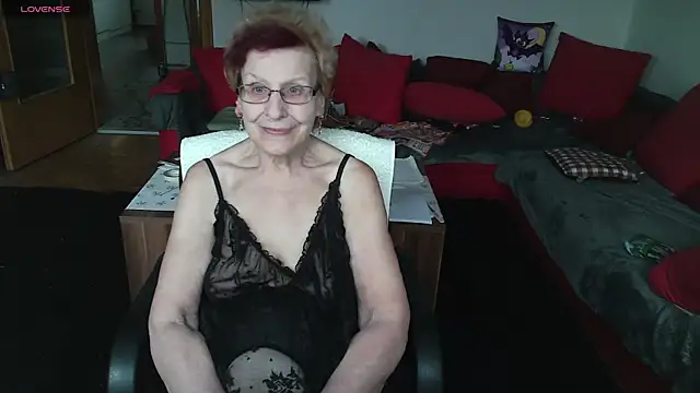 HeisseomaOriginal online show from 29, 10, 2025