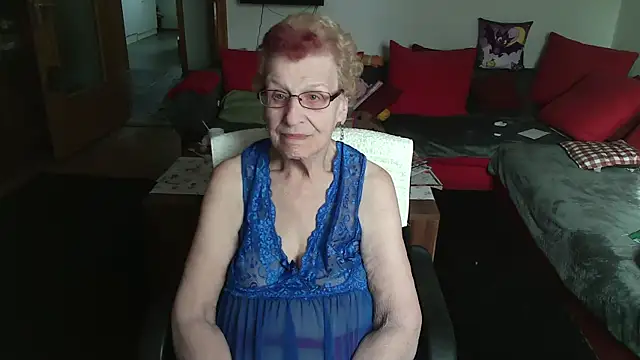 HeisseomaOriginal online show from 28, 4, 2026